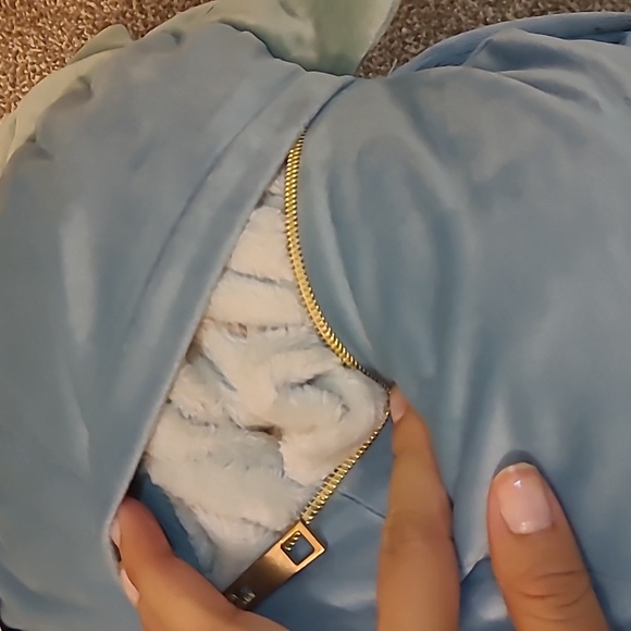 NWT Dinosaur Pillow/Blanket - Picture 5 of 7